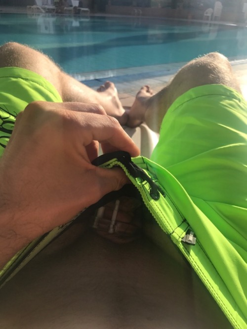 chastityslave-bln:Chilling at the pool trying to get horny...