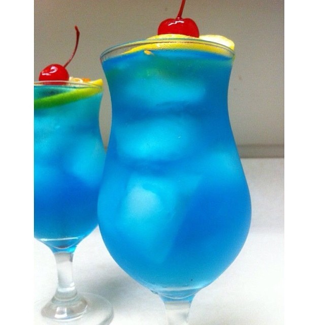 Blue Long Island Ice Tea ½ oz. (15ml) Vodka ½... | Tipsy Bartender