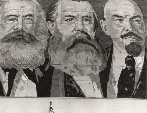 havana marx engels camisacrítica lenin