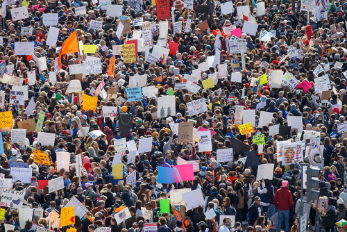 burningstandard:#MarchForOurLivesPhotos From the “March for...