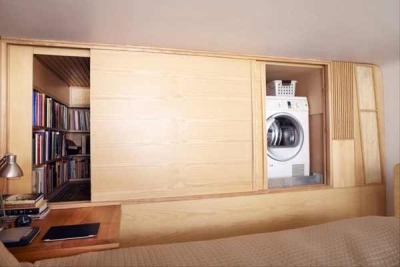 darlingamericancurl:<br /><br />A 240 Sq Ft NYC Apartment with Library and Laundry in Loft<br />http://tinyhousetalk.com/nyc-micro-apartment/<br />