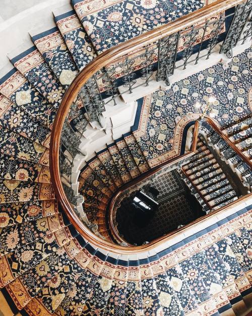 kcyang688:luke Abrahams/instagram.comSt.Pancras Renaissance...