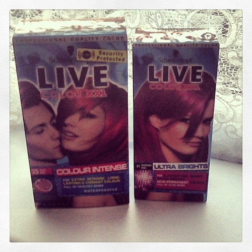 HAIR DYE - SCHWARZKOPF LIVE COLOUR XXL REAL RED