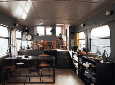 economyofspace:<br /><br />(via French By Design: Houseboat living in Paris)<br />house boat chic<br />