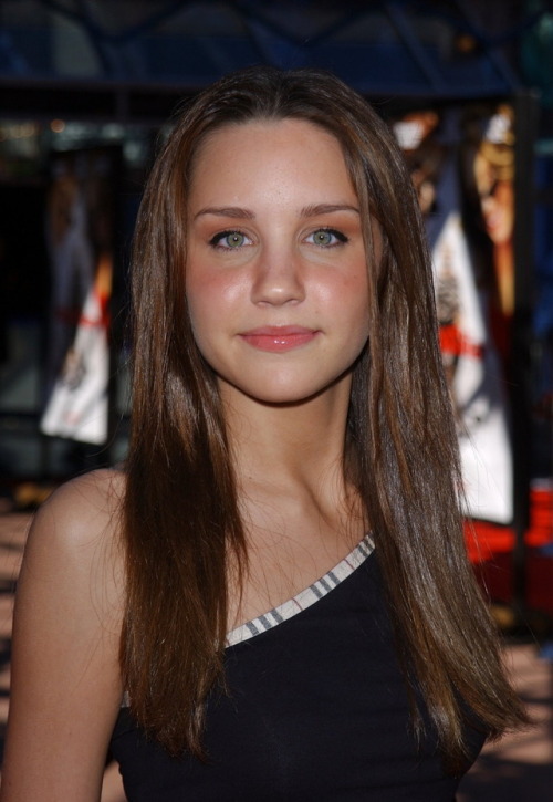 ironyouthcollector:Amanda Bynes