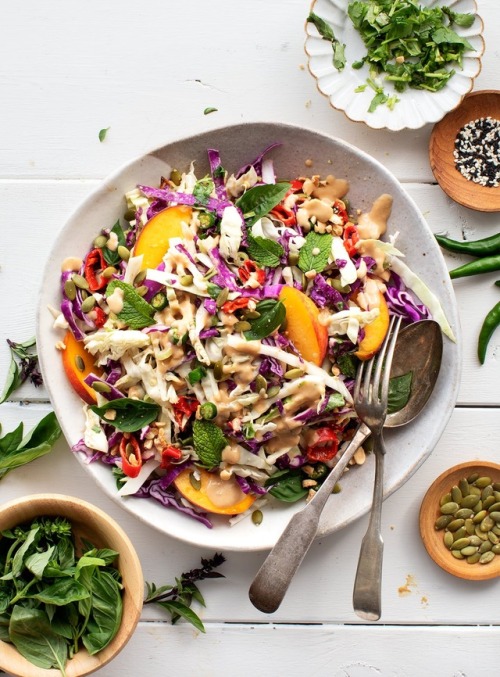 tinykitchenvegan:Spicy Ginger Miso Slaw with Peaches