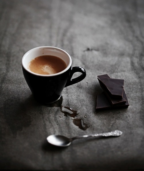 coffee-tea-and-sympathy:The Pleasure of Something Sweet and a...