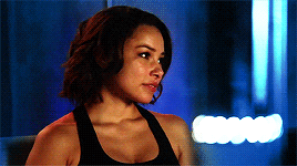 jessica parker kennedy Tumblr_pgdby45FyY1rc4y3do3_r1_400