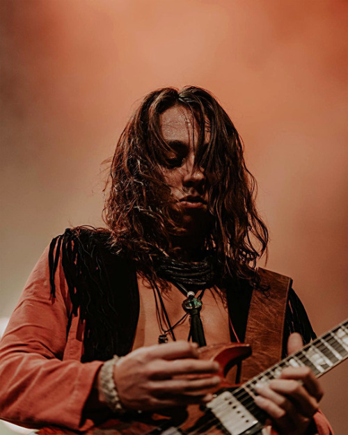 gretavfleet:Jake Live @ The Fillmore Auditorium in Denver,...