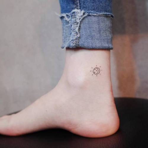 By Witty Button, done in Seoul. http://ttoo.co/p/35980 small;astronomy;micro;line art;wittybutton;tiny;ankle;ifttt;little;minimalist;sun and moon;fine line