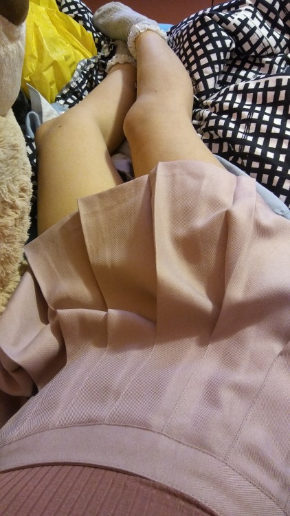 starryeyedlittleb:Baby girl got a cute new skirt!!!!