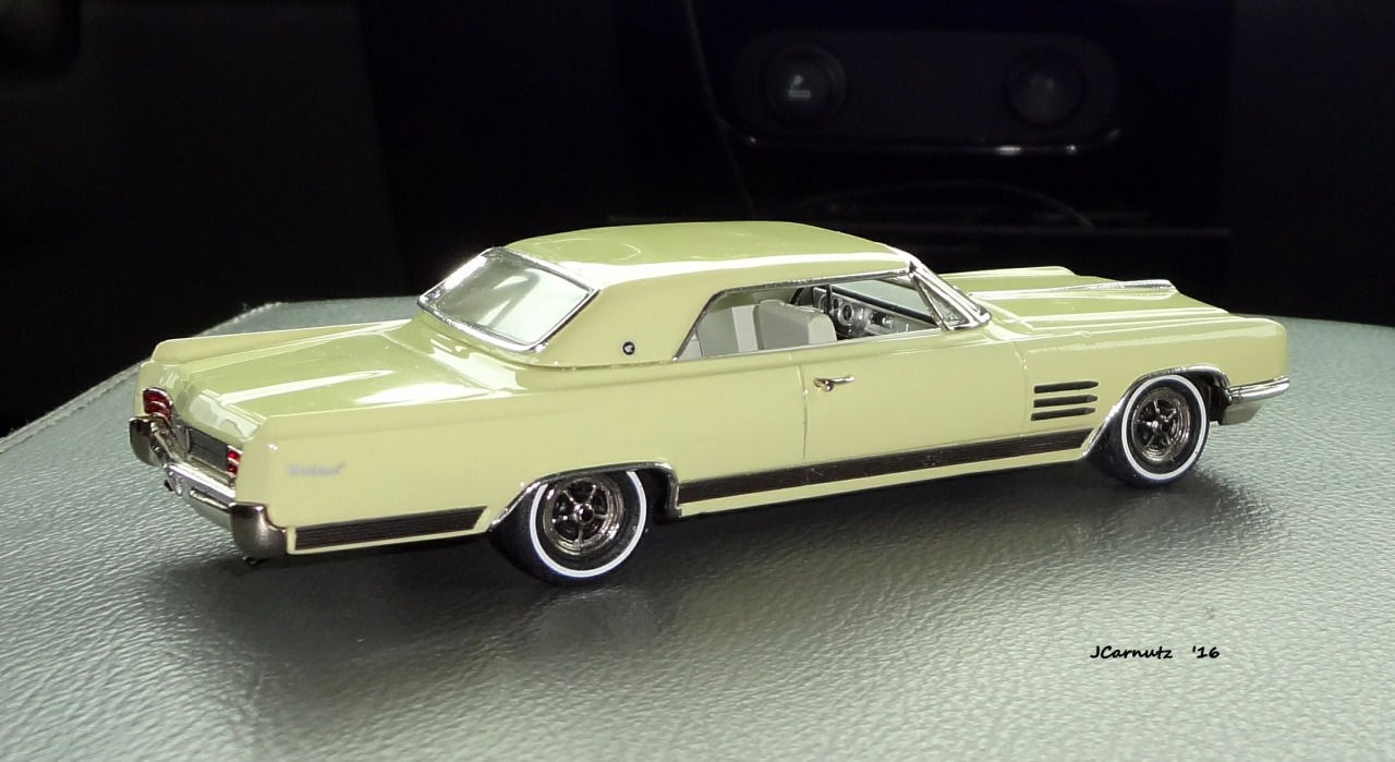 DIECAST MANIA • 1964 BUICK WILDCAT HARDTOP Issued by Madison...