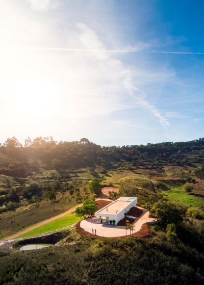 House of Messines / Vítor vilhena arquitecturaph: Fernando Guerra