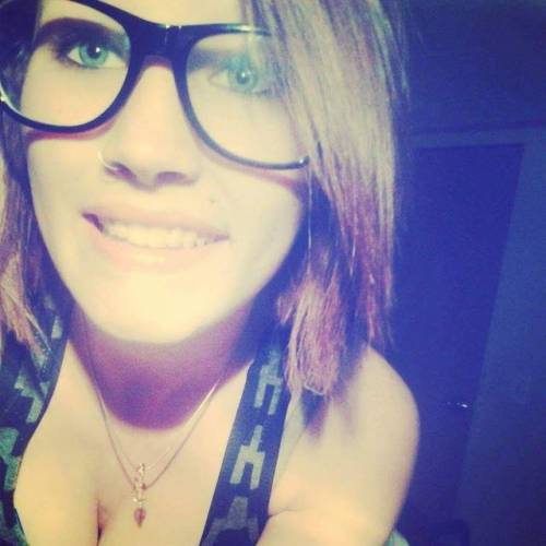 brainless-nikki:brainless-nikki:I still look cute with...