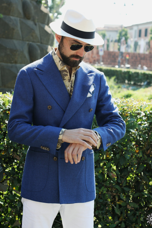 spotted beyond fabric miguel amaral vieira suitsupply ss15 double breasted blazer camo shirt linen mto white jeans panama hat aviators menswear men& 039;s style men& 039;s fashion style fashion summer pitti pitti uomo 86