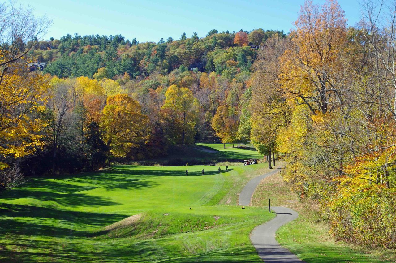 Golf Le Chateau Montebello Golf Club consistently