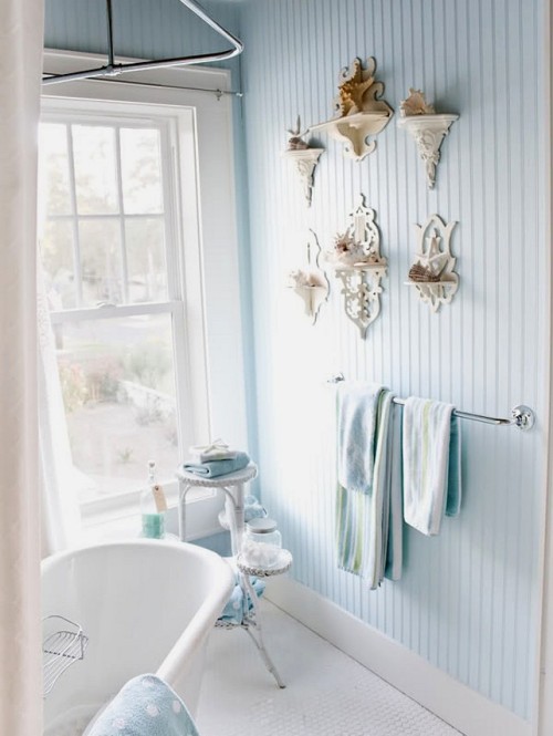 Old fashioned bathroom - Barn Owl Eye Candy