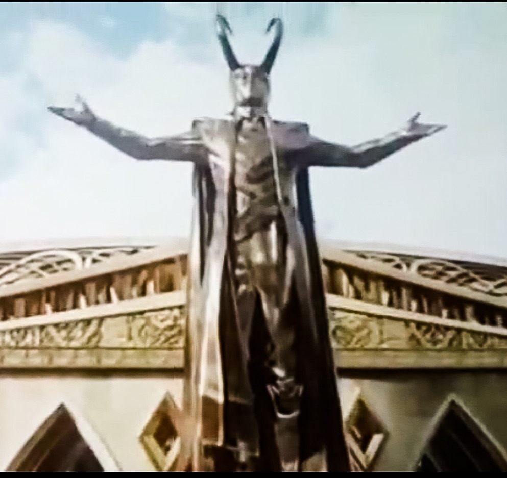 loki statue thor ragnarok