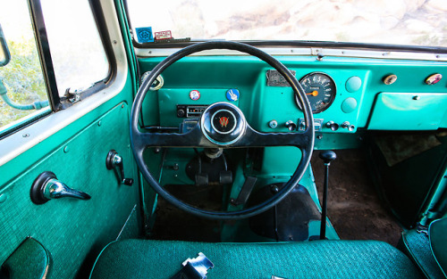 americancarsguide:1962 Jeep...