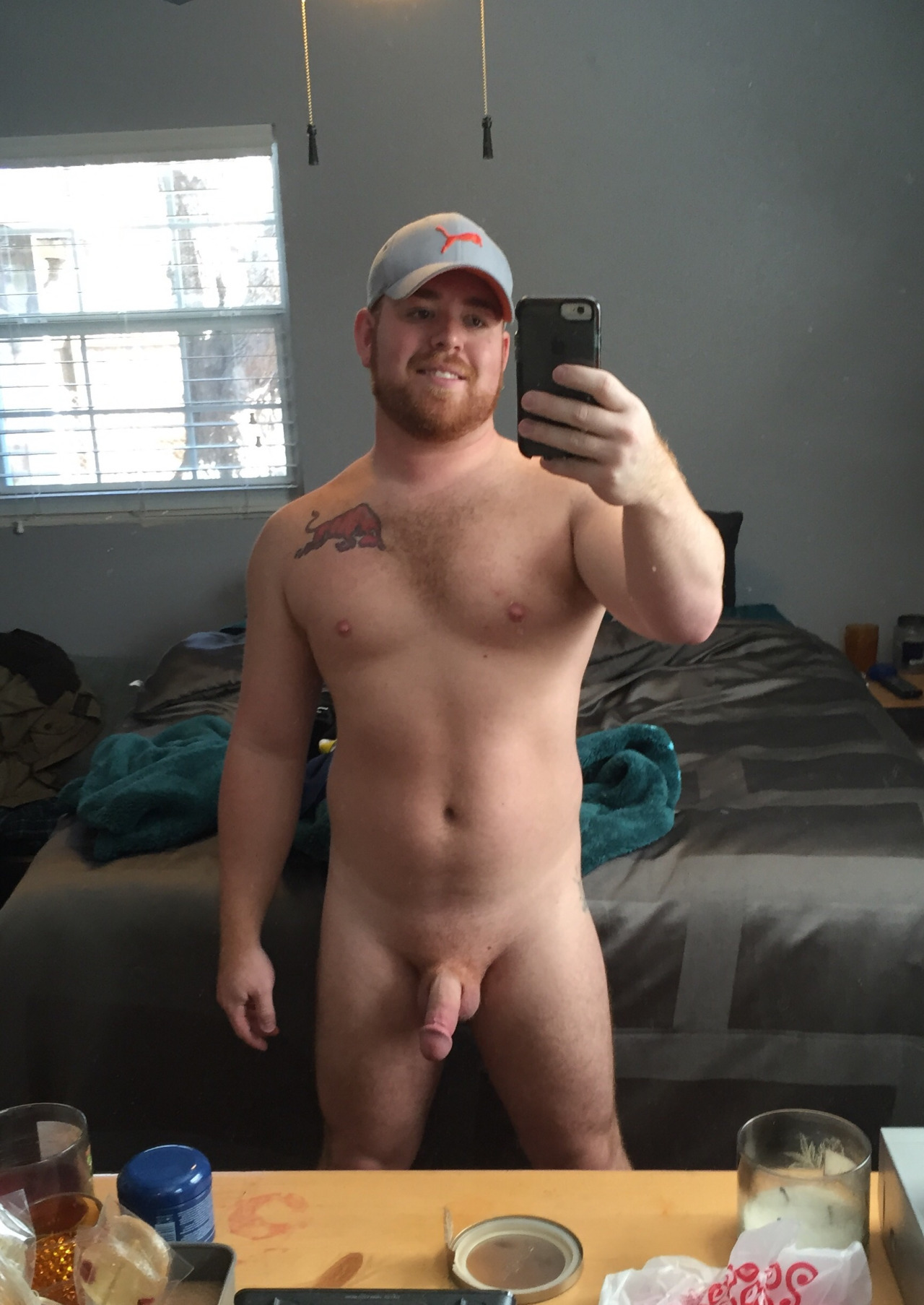 Small dick selfie