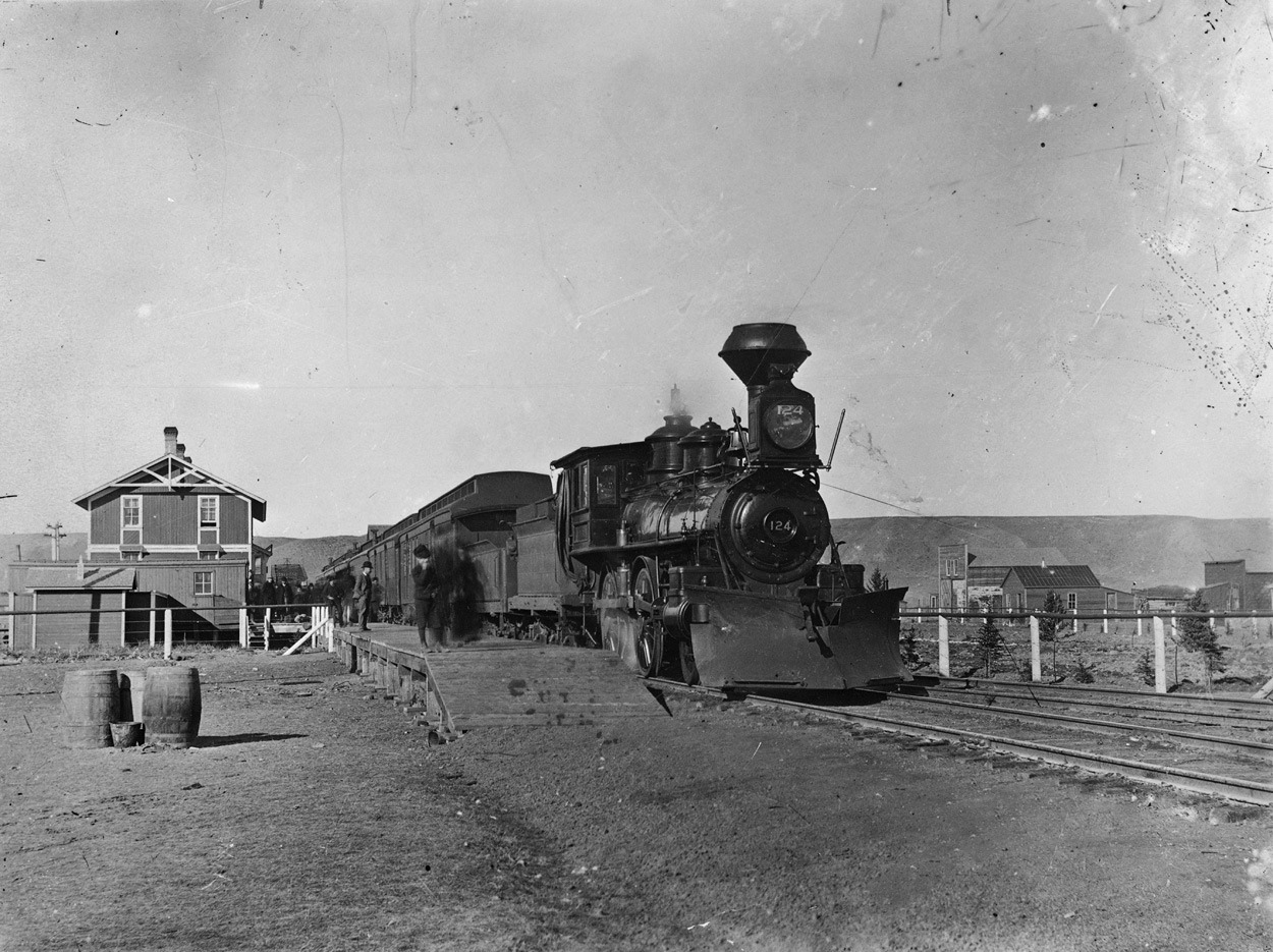 First train into Medicine Hat, Alberta
1886
Source: Provincial Archives of Alberta