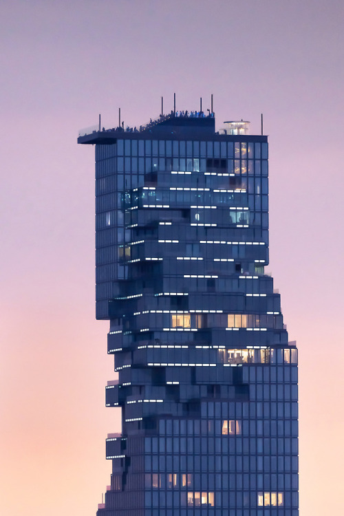 archatlas:MahaNakhon by Büro Ole ScheerenThe 77-storey...