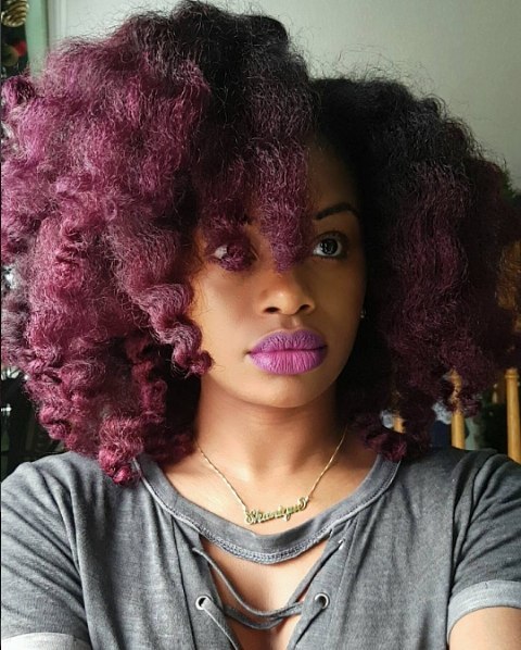 Berry colored curls 😍 @_journeytowaistlength...