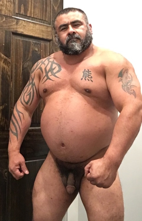 pupcruze:Sexy master sending me pics today.