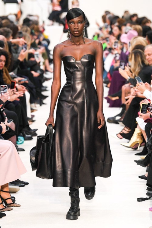 fashiondailymag