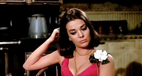 tarkovskologist:Natalie Wood in This Property is Condemned...