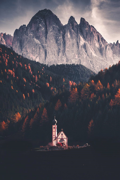 lsleofskye:Val di Funes | airpixels