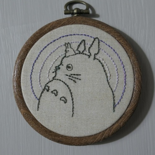 bostinstitches:A little Totoro to start the weekend. Then I will...