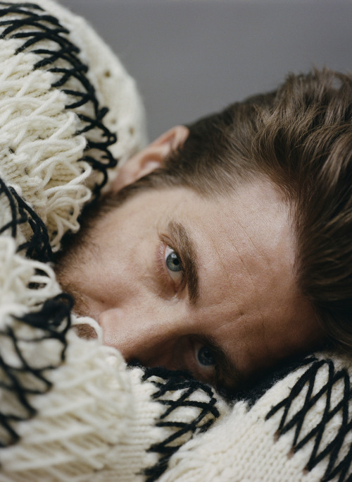 edenliaothewomb:Jake Gyllennhaal, photographed by Shayne...