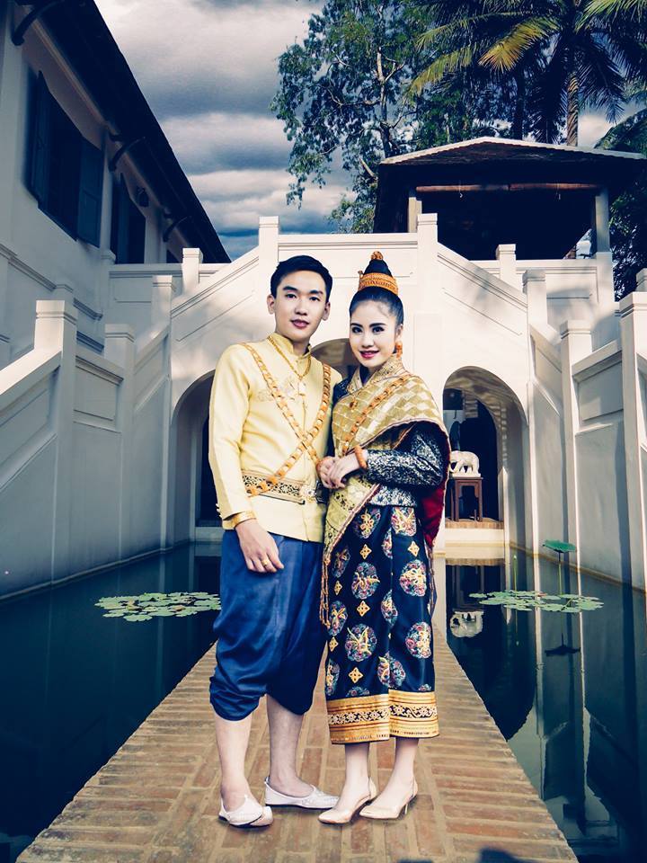 ຍ ນດ ຕ ອນຮ ບ Modern Lao Wedding Dresses Taken In