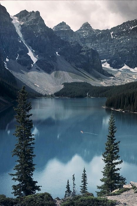 wolverxne:Moraine Lake | by: (Roderick Bley)