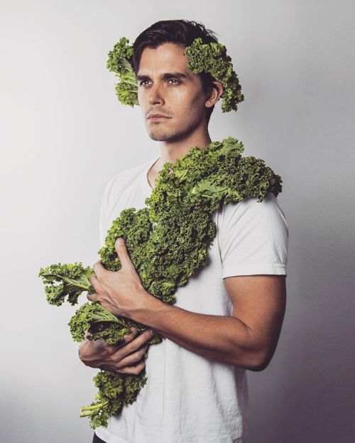 bishounenirl:Antoni Porowski posing with food is a true gift.