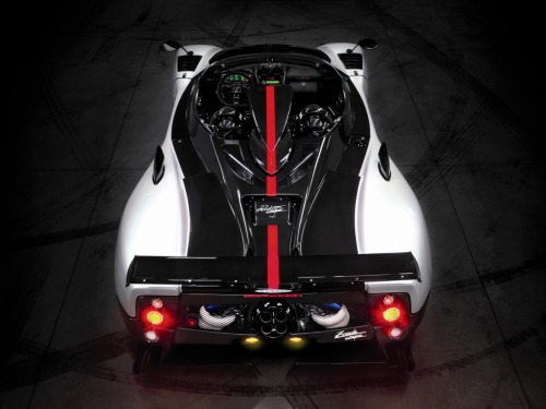 fullthrottleauto:Pagani Zonda Cinque Roadster ‘2009