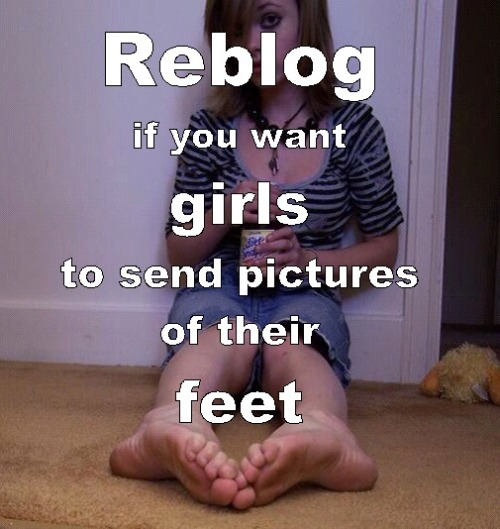 luvpinktoes:womens-foot-lover:Check out this awesome...