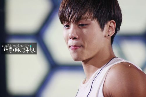 fyjjong:shinee world ii (hong kong) ♡ 121208© qyblingtastic (do...