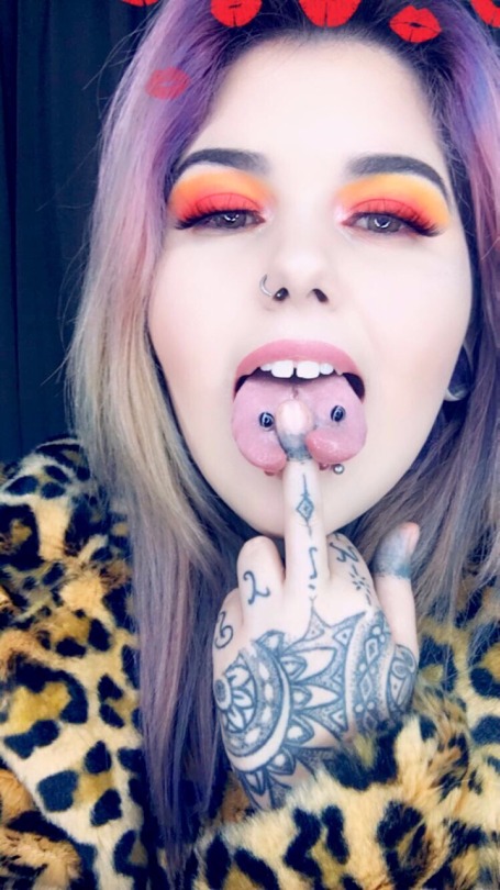 Girls with split tounge images 555