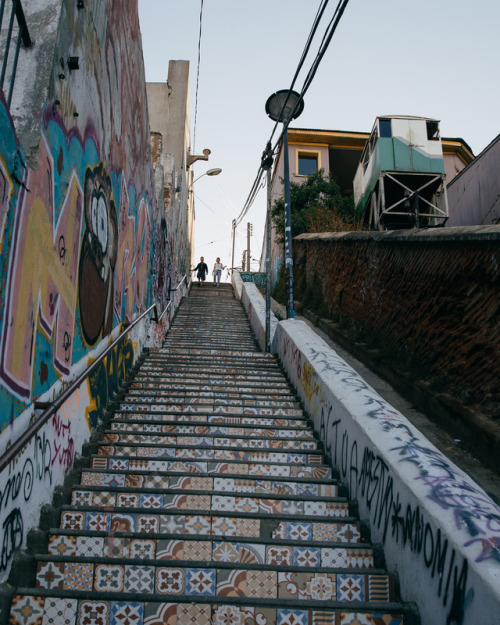 samhorine:valparaiso, chile - december 2016exploring the...