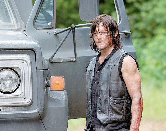 Daryl Dixon new stills in S6 : Norman Reedus tumblr