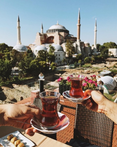 likefairytales traveling turkey turkish tea ayasofya