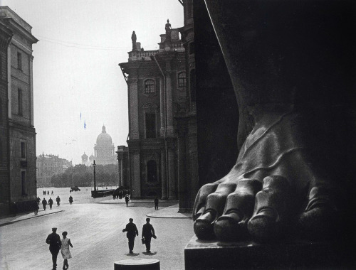 gonjaura:vintageeveryday:At the Hermitage, Saint Petersburg,...