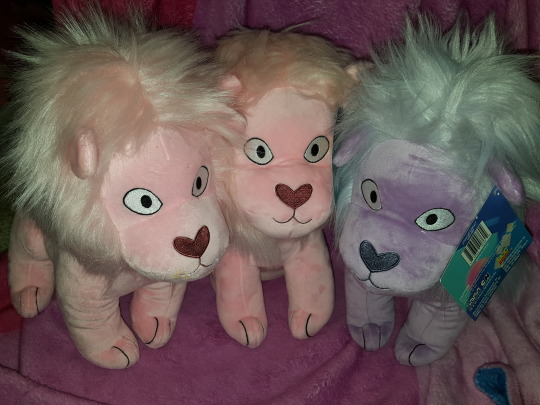 su lion plush