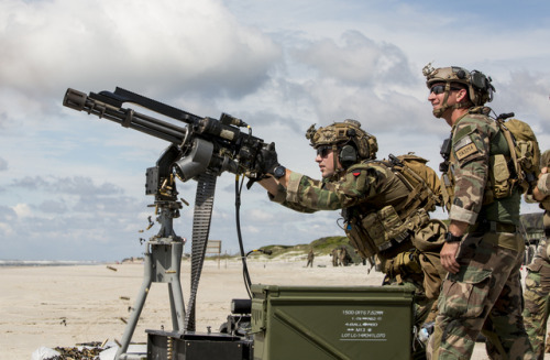 militaryarmament:Marines with Marine Corps Special Operations...