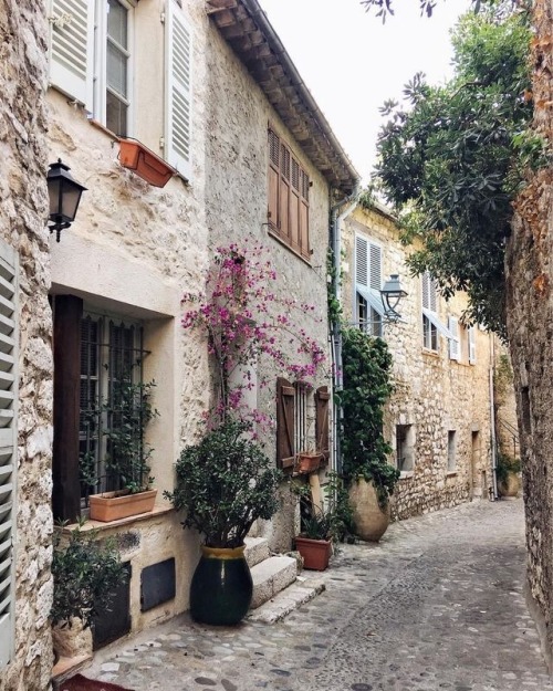 urbannoir:Summer in France