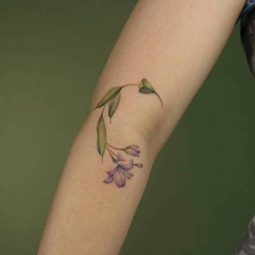 Flower Tattoos: Discover The Most Beautiful Flower Tattoo Gallery In The  World