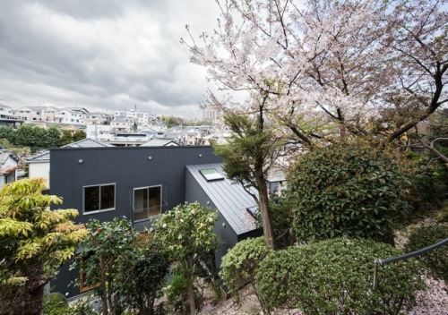 architags:TOFU architects. Ta House.Japan. photos: Sasano...