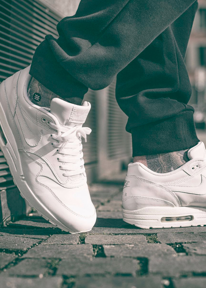 air max 1 leather white